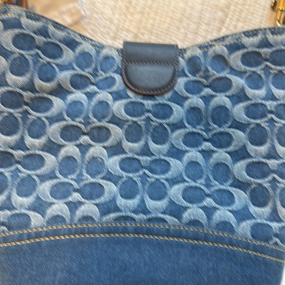 Blue and Red Designer Shoulder Bag - Picture 2 of 12